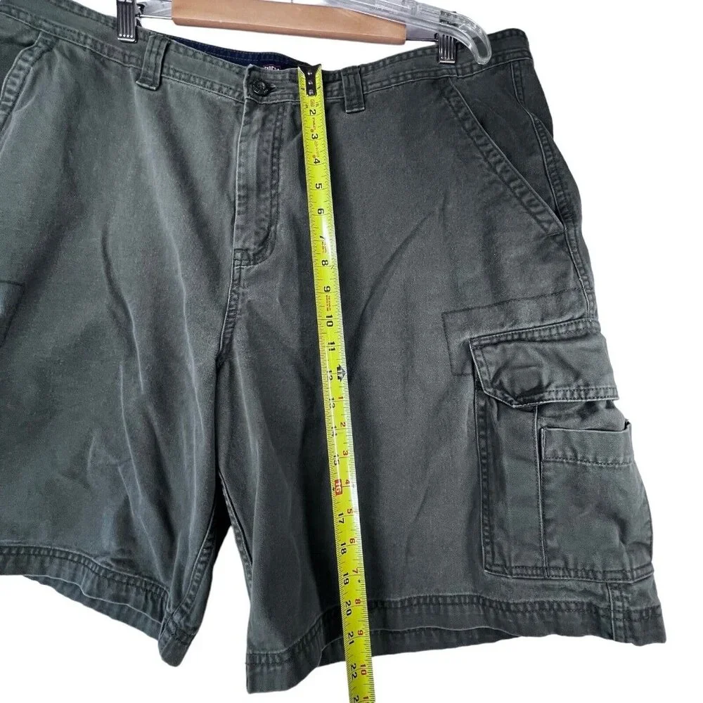 Faded Glory Shorts Mens 42 Olive Army Green Cargo Y2K Pockets Outdoor Hiking